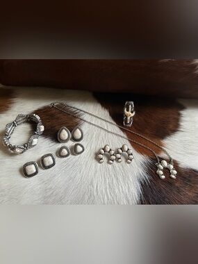 White Western Jewelry Set